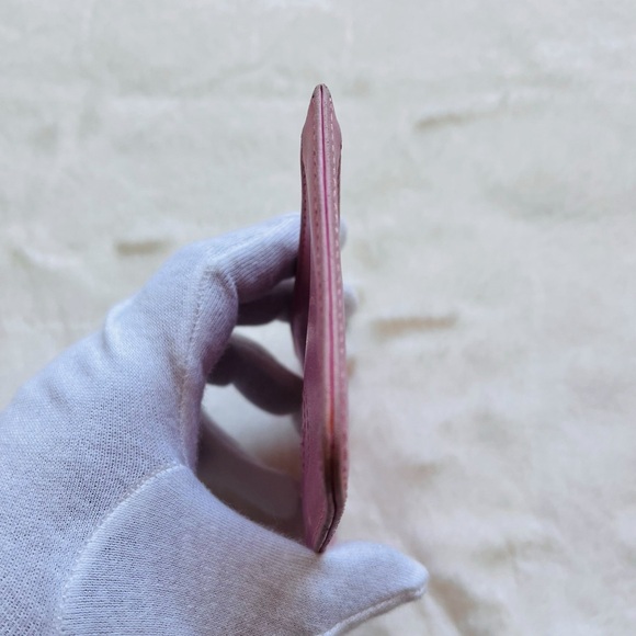 100% Authentic Pre Owned Chanel coin purse. - Picture 9 of 11